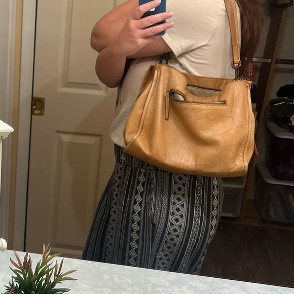 Tan Leather Bag by American Leather Co - Picture 16 of 16